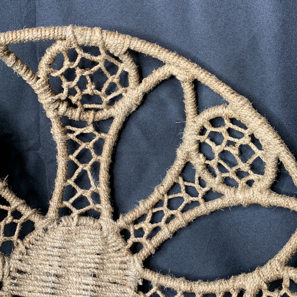 Large 15” natural handmade jute woven bowl - Picture 2 of 9